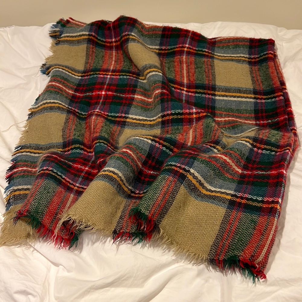 Zara wrap - classic plaid 50” x 112”